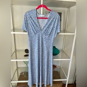 Mango Blue Floral Flutter Sleeve Dress | size M